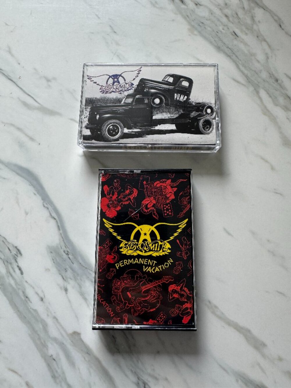 LOT OF 2 VINTAGE AEROSMITH CASSETTE TAPES PREOWNED 'PUMP' 'PERMANENT VACATION'